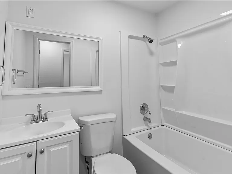 32 Kent Dr — Photo 8