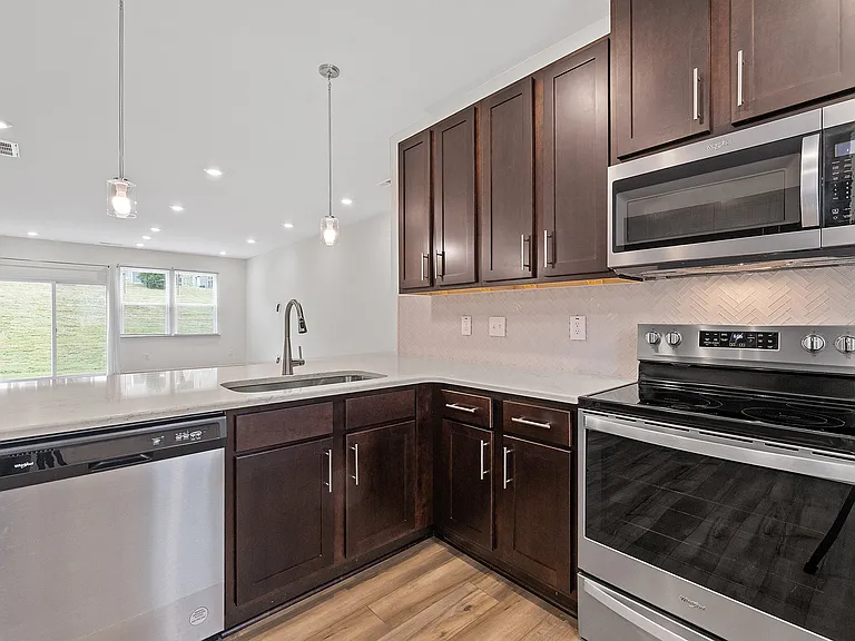 3063 Spline Cir — Photo 14