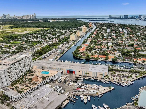 13499 Biscayne Blvd APT 1005, North Miami, FL 33181