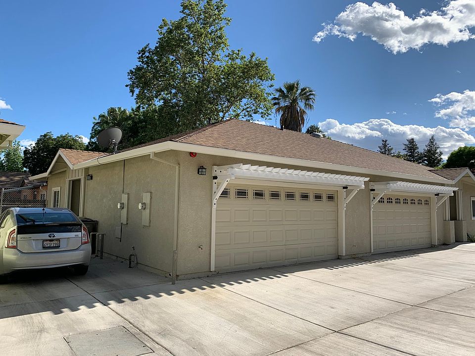 1st image of 814 5th St #2