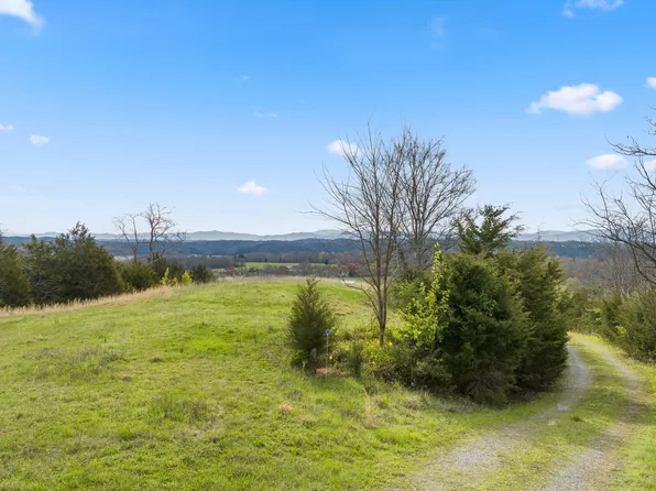 3608 Nina Hills Dr, White Pine, TN 37890