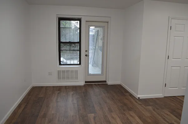 Rented by OvCo Realty | media 66