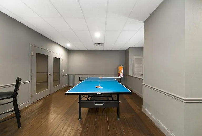 CECIL APARTMENTS — Photo 15