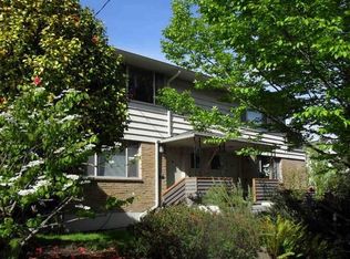 1918 N 44th St, Seattle, WA 98103