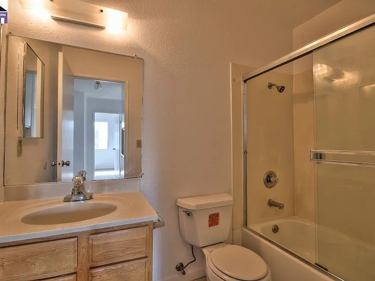 46937 Lundy Ter — Photo 6
