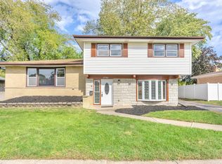 17061 Evans Dr, South Holland, IL 60473