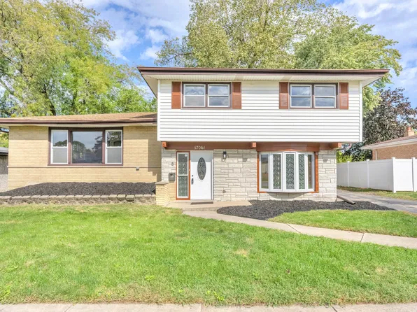 17061 Evans Dr, South Holland, IL 60473