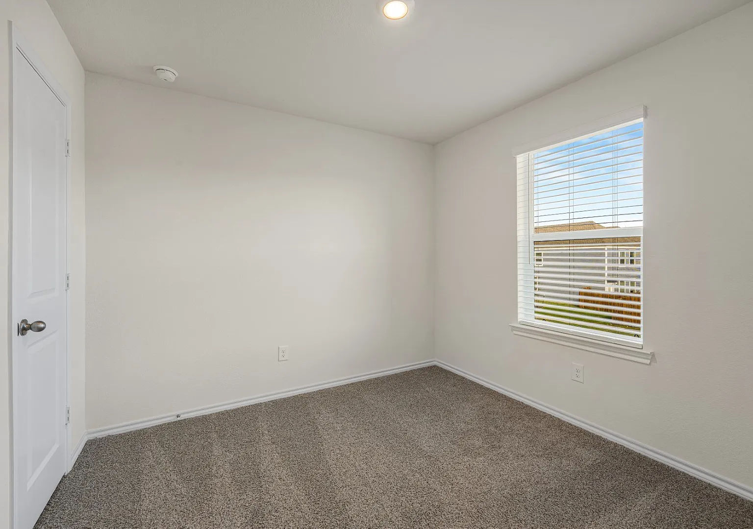 314 Arbor Dr — Photo 4