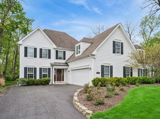 932 Chestnut St, Deerfield, IL 60015