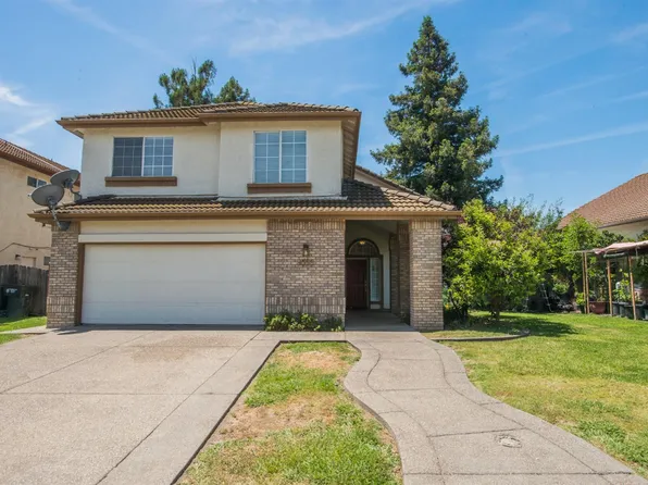 8558 Maple Hall Dr, Sacramento, CA 95823