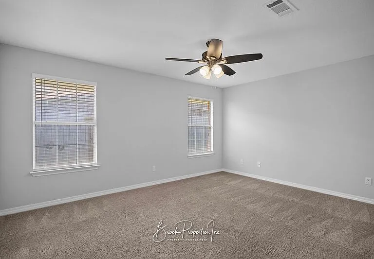 2996 Corsair Dr — Photo 18