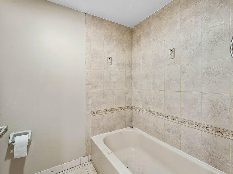1534 Forest Lakes Cir #D — Photo 19