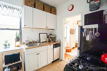 Rented by City Connections Realty