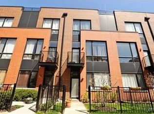 2339 W George St #3402, Chicago, IL 60618