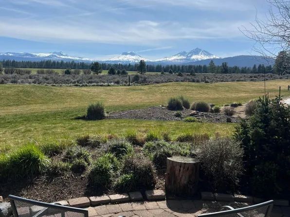 481 W Hope Ave, Sisters, OR 97759