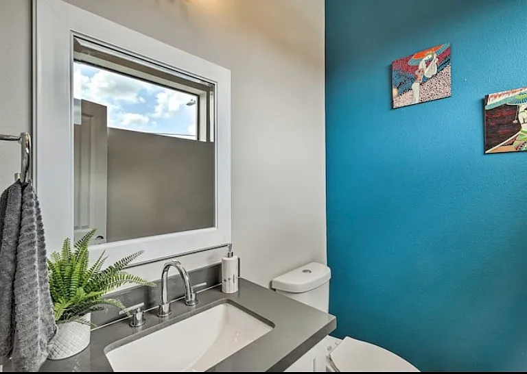 2403C Everett St #C — Photo 20