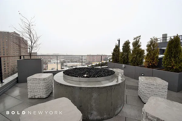 Rented by Bold New York | media 98