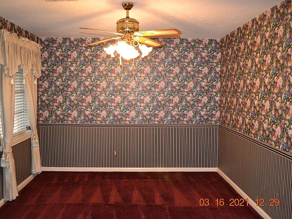 3rd image of 14135 Woodthorpe Ln