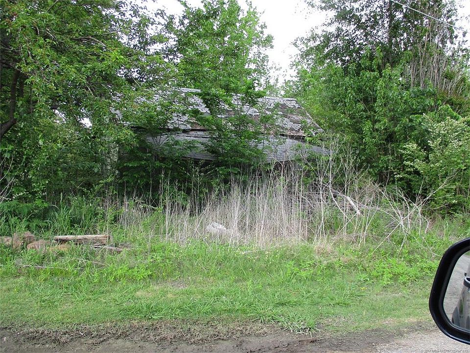 2nd image of 621 Choctaw Ave