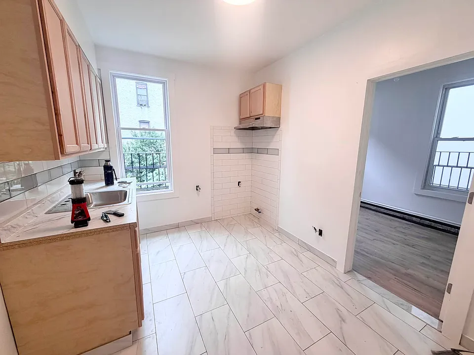 30-77 31st St #2A