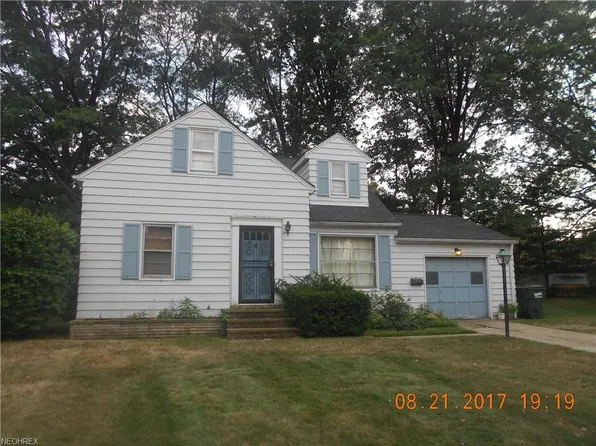 1800 Cedar Ct, Euclid, OH 44117