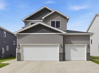 6741 71st Ave S, Horace, ND 58047