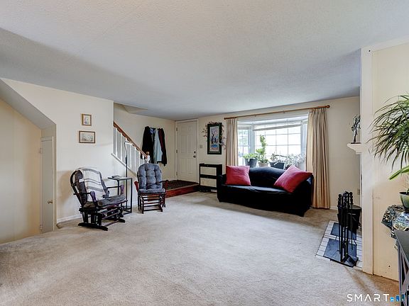 4th image of 854 Long Hill Road #854