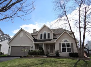 3432 Fairmont Ave, Naperville, IL 60564