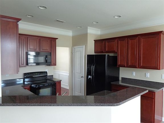 3rd image of 12743 Oakton Hunt Dr