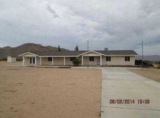 24377 Esaws Ave, Apple Valley, CA 92307
