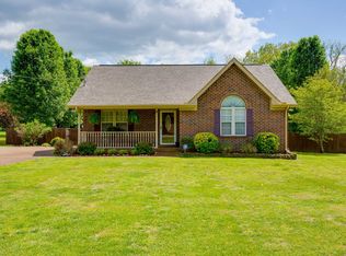 104 Meadows Rd, White House, TN 37188