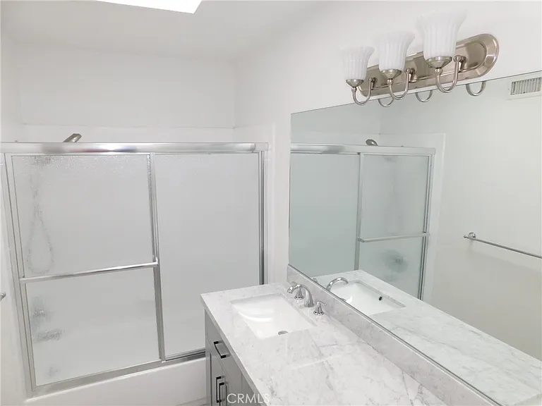 2346 Sarandi Grande Dr — Photo 8