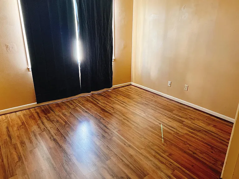 208 General Gardner Ave #204 — Photo 3