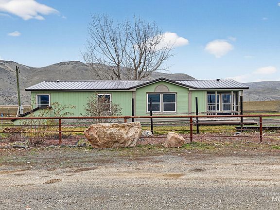 2nd image of 2284 Weiser River Rd