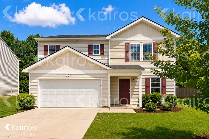 207 Hawthorn Trl
