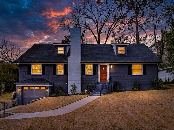 3rd image of 4110 Timberlane Dr