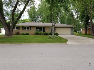 1325 Hastings St, Green Bay, WI 54301