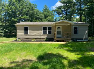 8574 Paw Paw Trl, Howard City, MI 49329