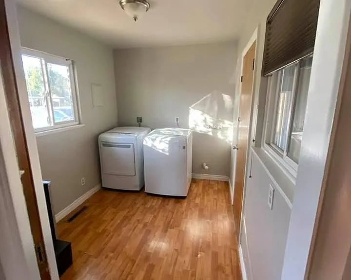 801 Runyan Dr — Photo 22