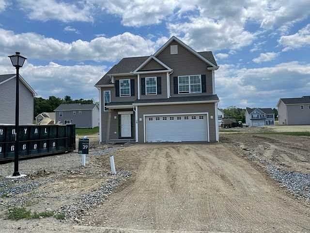 2nd image of 16 Nichols Ct