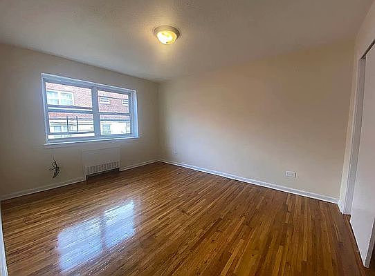 5th image of 10 Eleven Beach St #30-2C