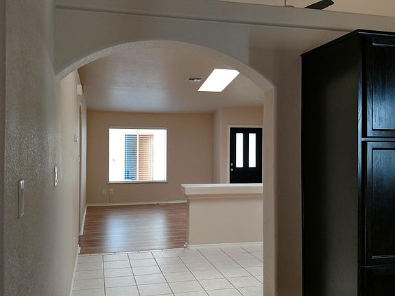 4th image of 10733 E 35th St