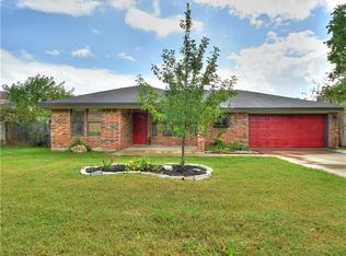 1713 Zimmerman Ln, Round Rock, TX 78681