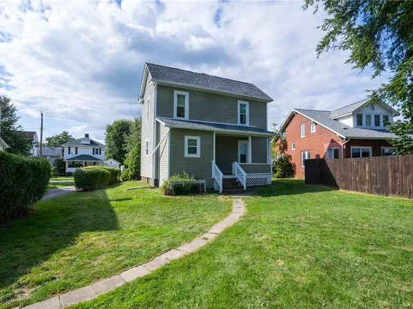 608 Stewart Ave, Grove City, PA 16127