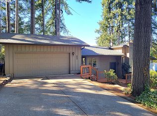 953 S U St, Cottage Grove, OR 97424