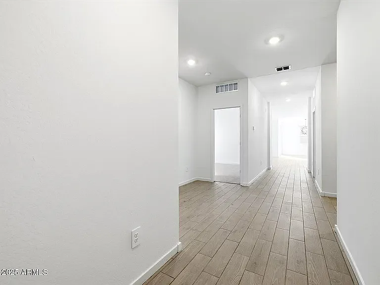 24637 W Grove St — Photo 16