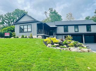 86 Old Glenham Rd, Fishkill, NY 12524