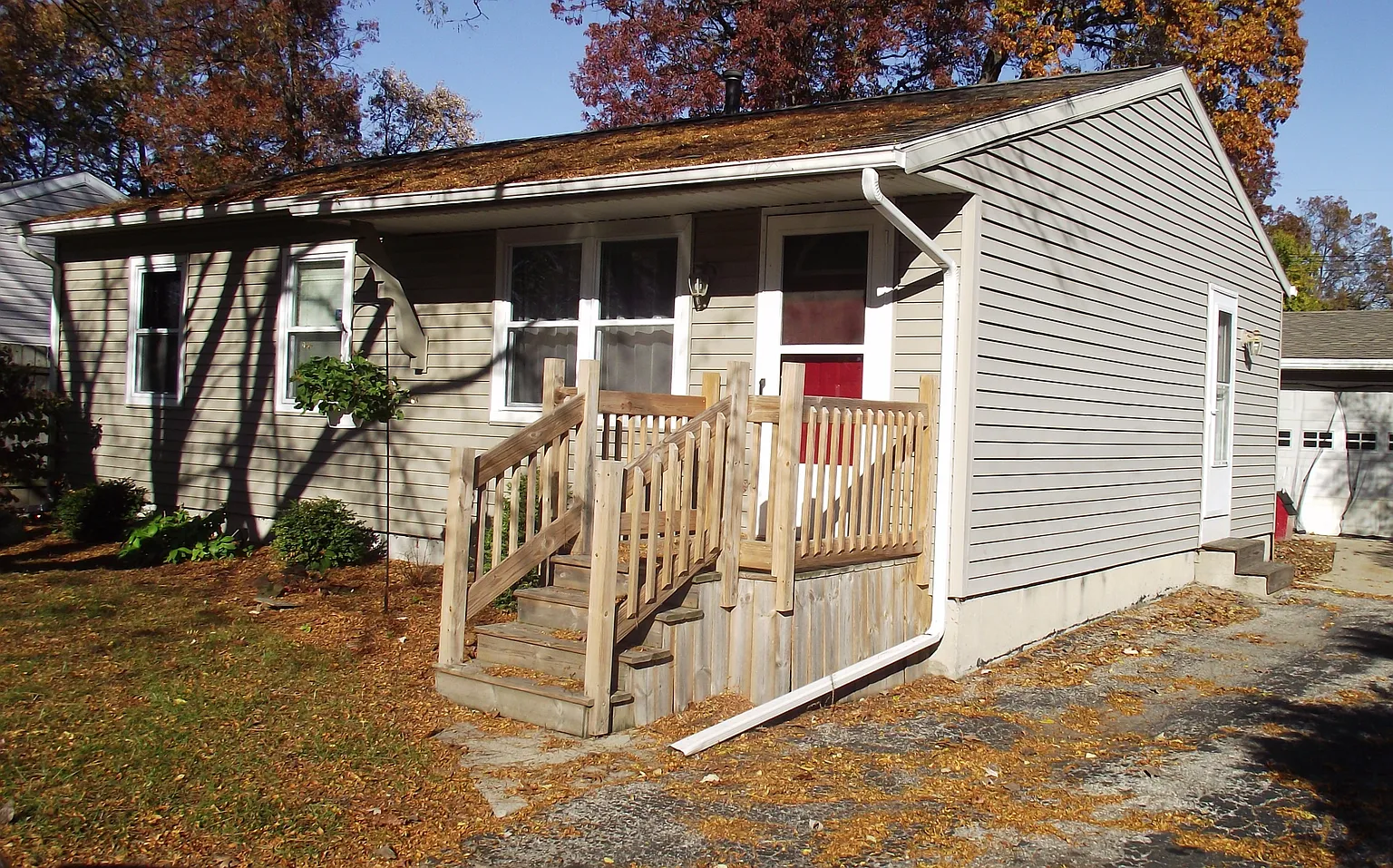 143 Bromwich Ln photo 1