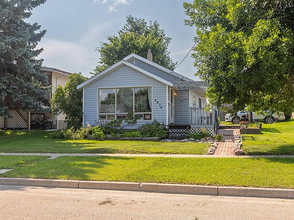 4th image of 4834 51st St
