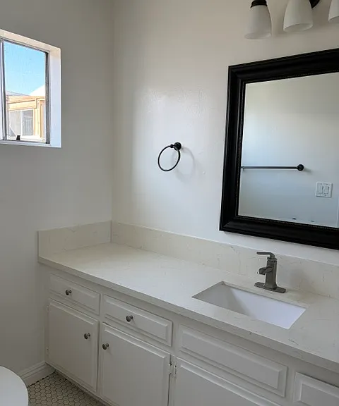 1802 Marshallfield Ln — Photo 10